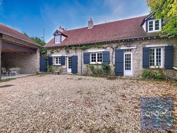 Charmante maison en pierre au coeur d'Ormoy-la-Rivière