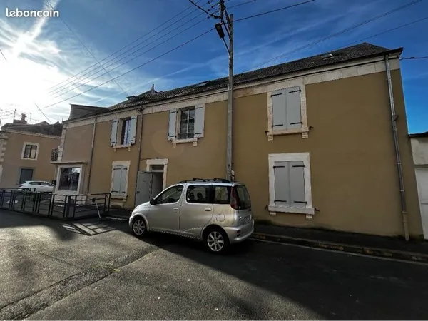 Charmant studio meublée sous combles