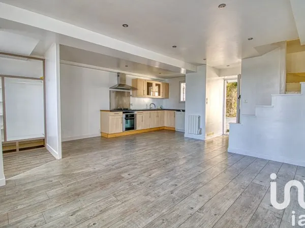 Maison 5 pièces 82 m²