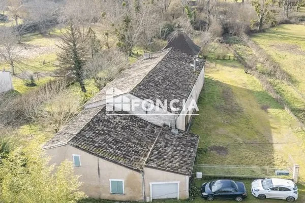 Immeuble 20 pièces 422 m²