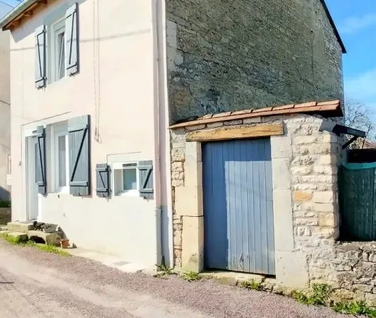 Jolie maison trois pièces, 75 mètres carrés