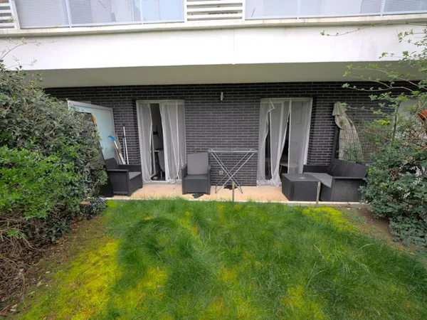 EXCLUSIVITÉ Studio meublé avec jardin à Romainville