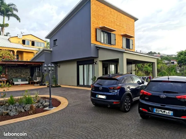 Villa moderne à La Plaine Saint-Paul - Location vacances sécurisée juillet