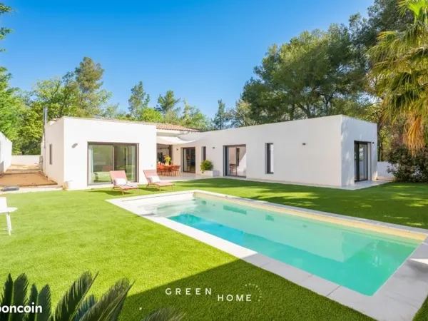 Propriété 5 pièces 170 m²