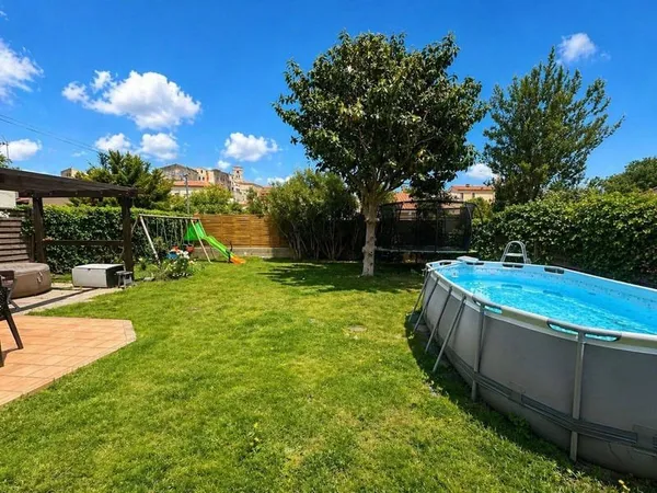 Maison 6 pièces 130 m²