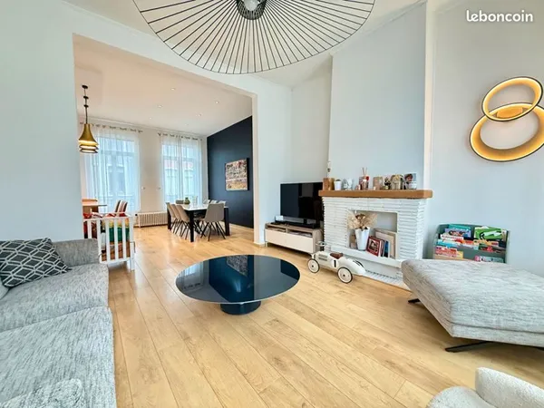 Appartement 4 pièces 160 m²