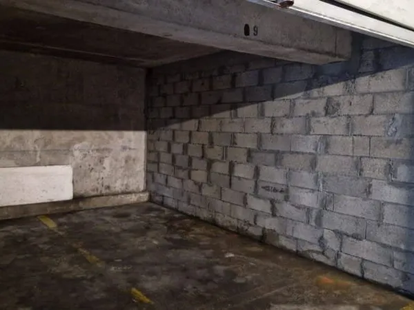 Parking 25 m²