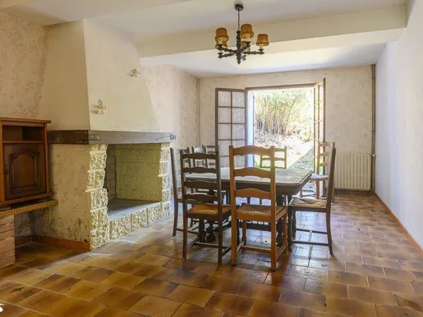 Maison 8 pièces 215 m²