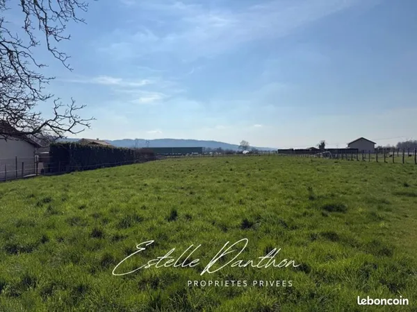 Terrain 1 617 m² Eydoche