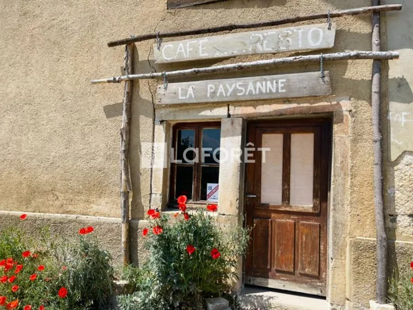 Maison 10 pièces 250 m²