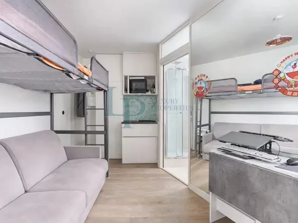 Studio meublé - 15,03 m² - 7e étage avec ascenseur - Avenue de Tourville - Face aux Invalides - Pari