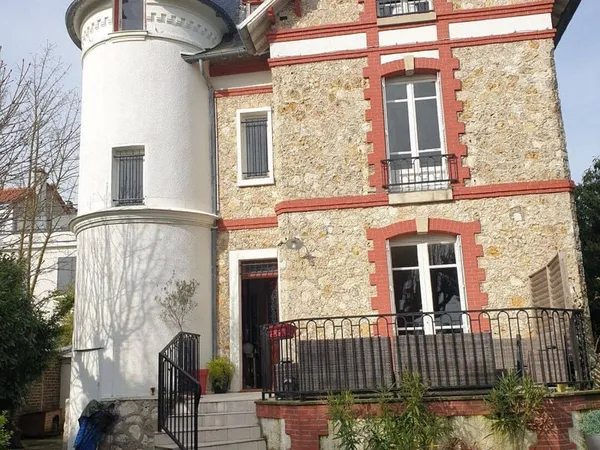 Maison 6 pièces 144 m²