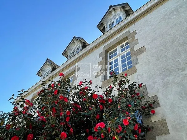 A VENDRE AGENCE GIBOIRE SAINT MALO SAINT SERVAN MALOUINIERE A RENOVER