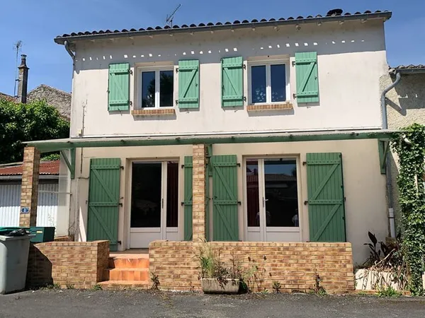Maison 10 pièces 145 m²