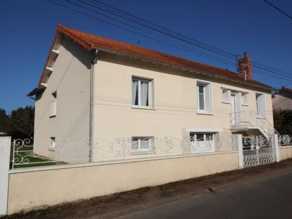 Maison 8 pièces 177 m²