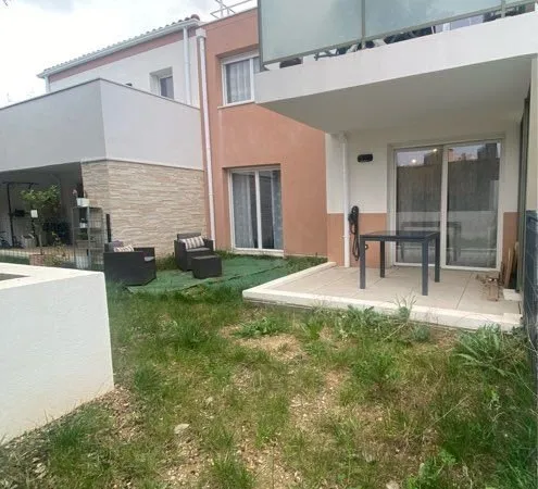 Apparemment T2 avec jardin