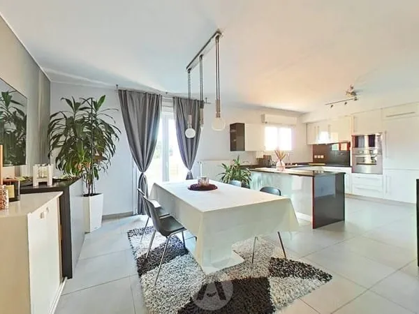 Maison 5 pièces 105 m²
