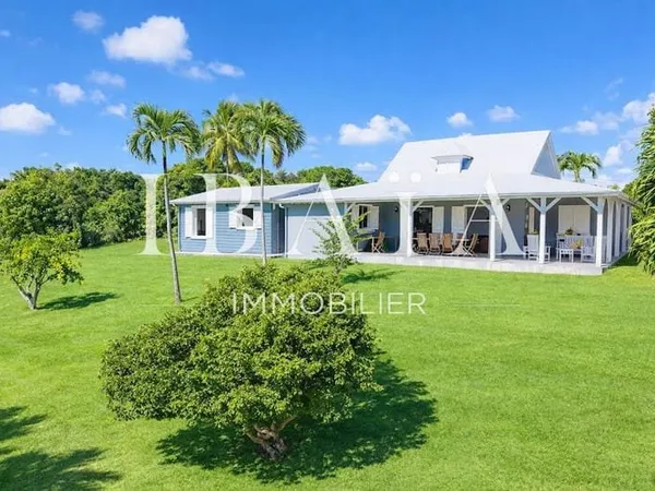 Maison 7 pièces 161 m²