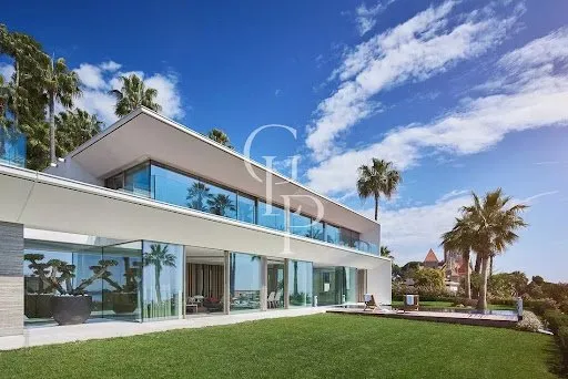 Maison 10 pièces 500 m²