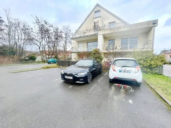 Parking 13 m²