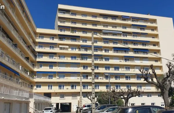 APPARTEMENT DE 116 m² - Vue mer panoramique