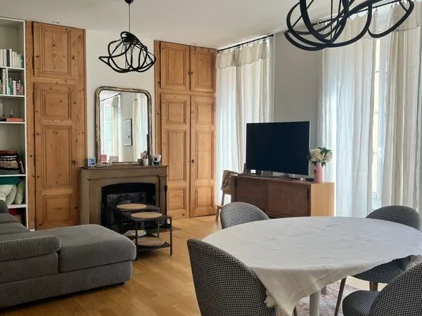 Coeur 6ème Appartement 3 pièces 70m2