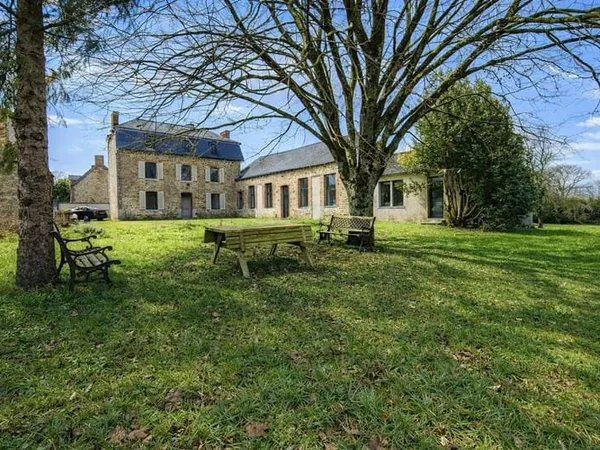 Propriété 6 pièces 273m2