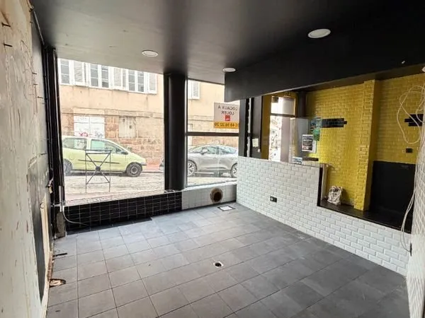 Local commercial 65 m² LIMOGES