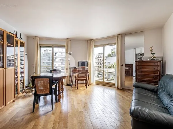 Levallois - 2 pièces - 280 000 fai