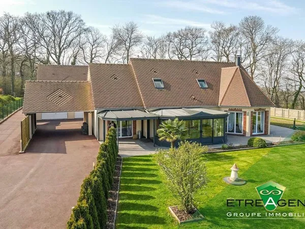 Maison 7 pièces 194 m²