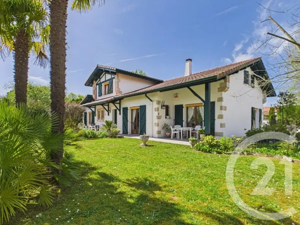 Maison 7 pièces 177 m²