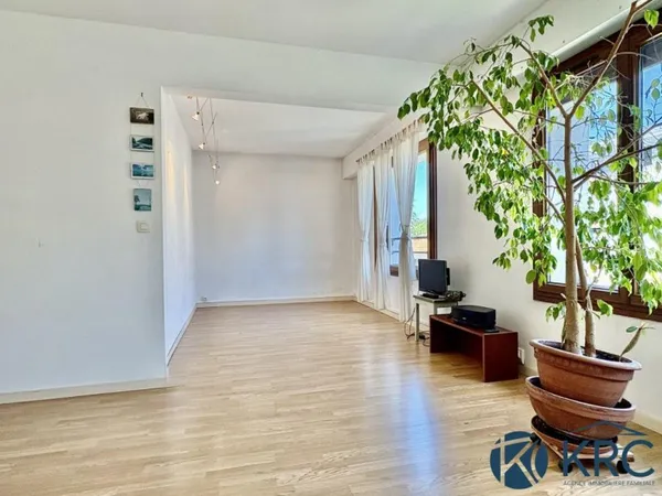Vends T4 - 92m² - Bordeaux 33000