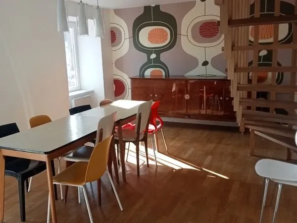 Chambre meublée pour étudiante