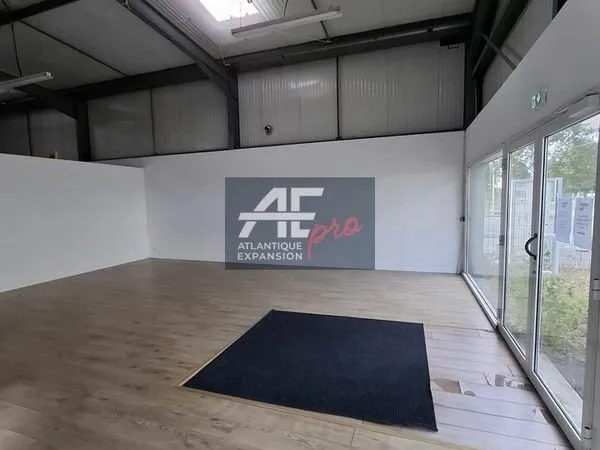 LOCAL D'ACTIVITE 171 m² SAINT-ANDRÉ-DES-EAUX