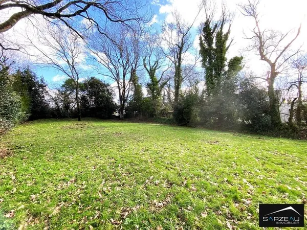 TERRAIN A VENDRE