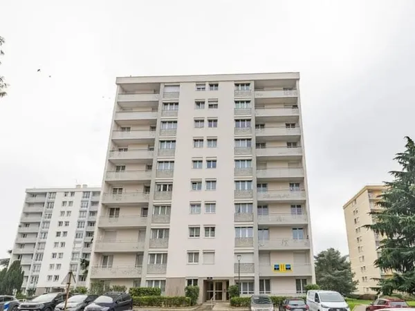 Appartement 4 pièces 80 m²