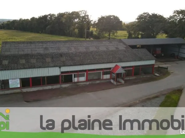 Local 6675 m² MAGNY LE DESERT