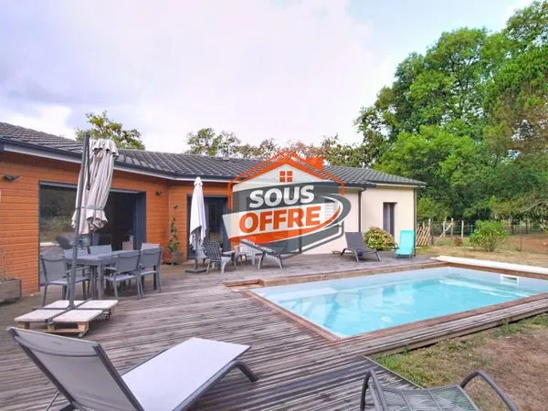Maison familiale 4 Chambres sur beau terrain clos