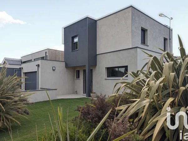 Maison 5 pièces 143 m²