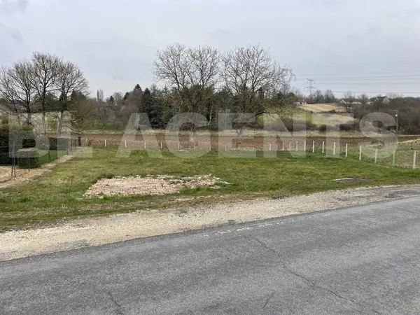 Terrain 950 m²