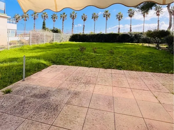 Appartement standing T3 avec grand Jardin + Box + Climatisation - Royal Sea Palm- Résidence avec par