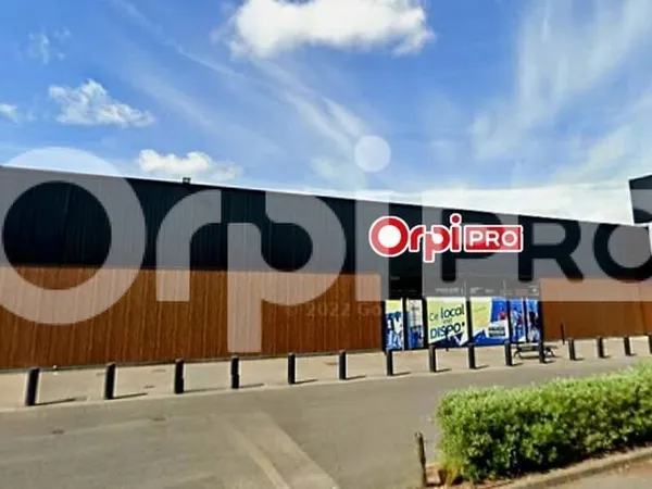 Local commercial 998 m²