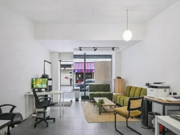 Local commercial 203 m²