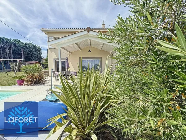 Maison 6 pièces 135 m²