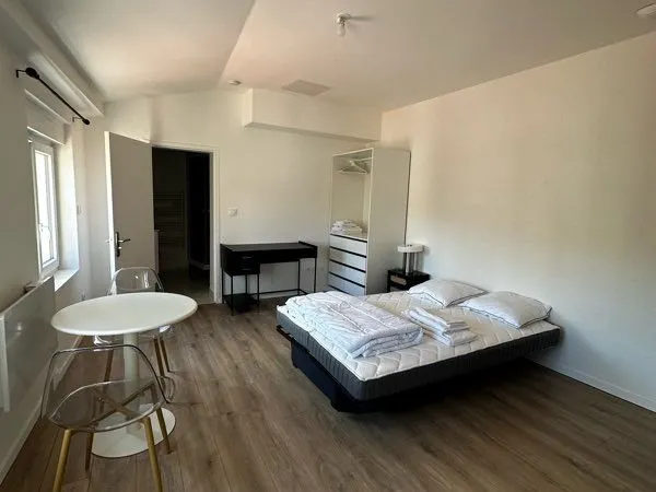Studio neuf 21 m² - Place Carnot - Lumineux - Entièrement meublé