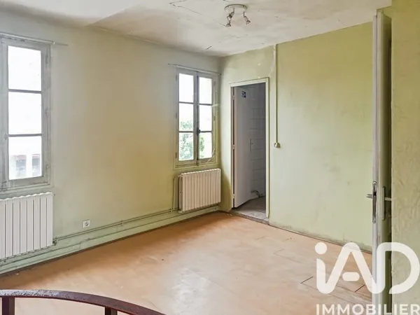 Bâtiment 85 m²
