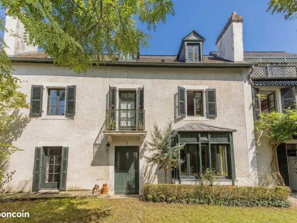 Longère 13 pièces 283 m²