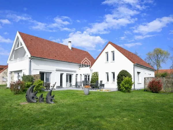 Maison 7 pièces 200 m²
