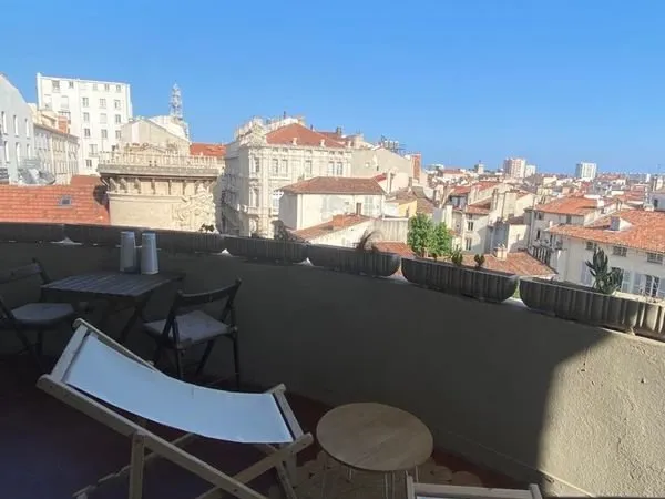 T2 52m² Toulon Centre - Terrasse 9m² - Ascenseur - Lumineux