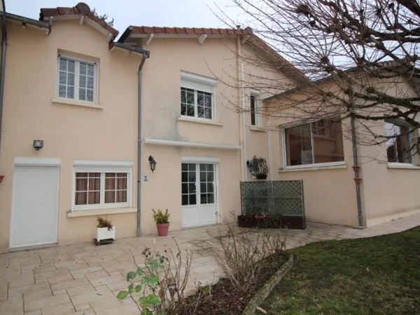 Maison Chatellerault 7 pièce(s) 128.25 m2